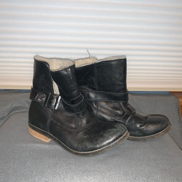Aldo short black booties size 38 = sz 8 - Picture 3 of 7